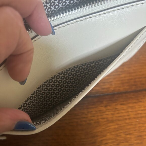 Brighton crossbody NWT. - Picture 5 of 9